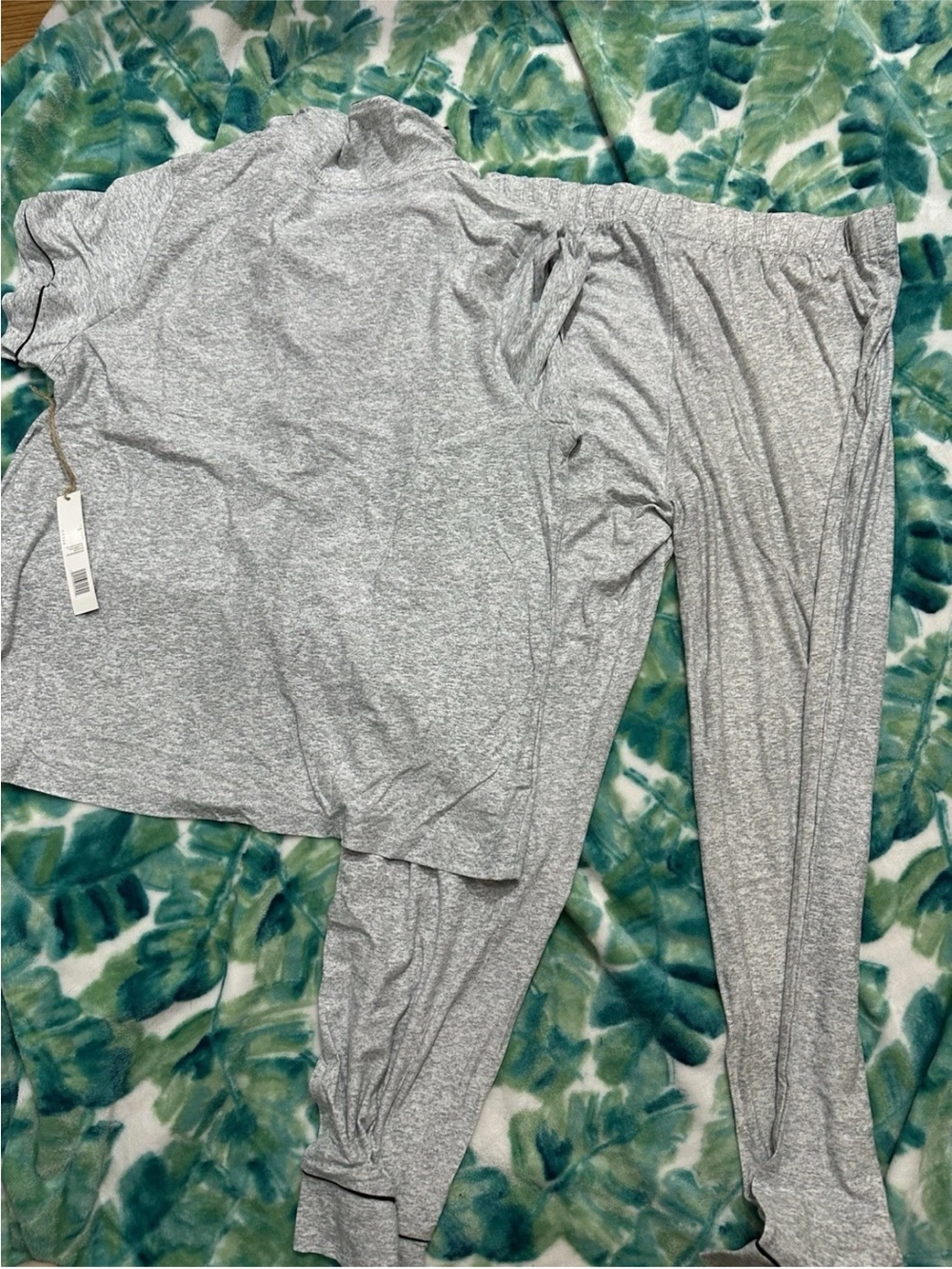 Rae Dunn Super Soft Pajamas,L,NWT - Picture 4 of 4